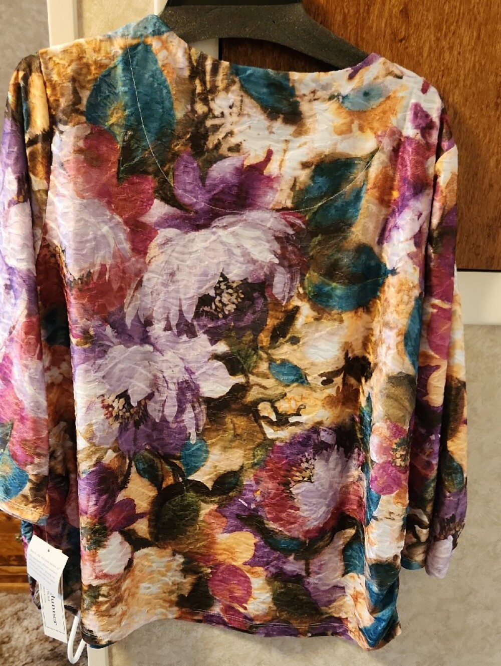 1X New Alfred Dunner Multicolor Floral Top with Studs 3/4 Sleeve List #84 - Picture 4 of 5
